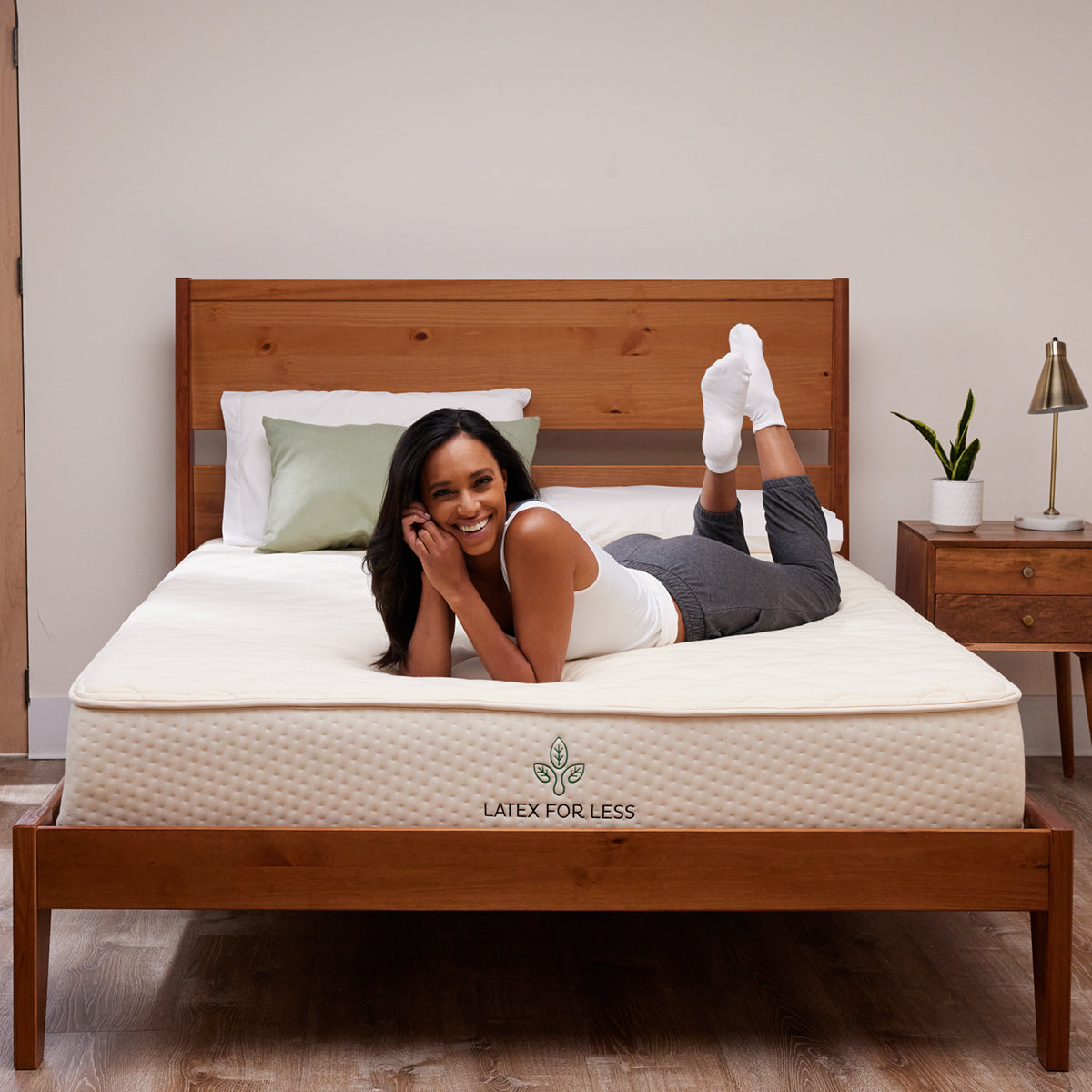 How to Pair a Latex Mattress with Grounding Sheets