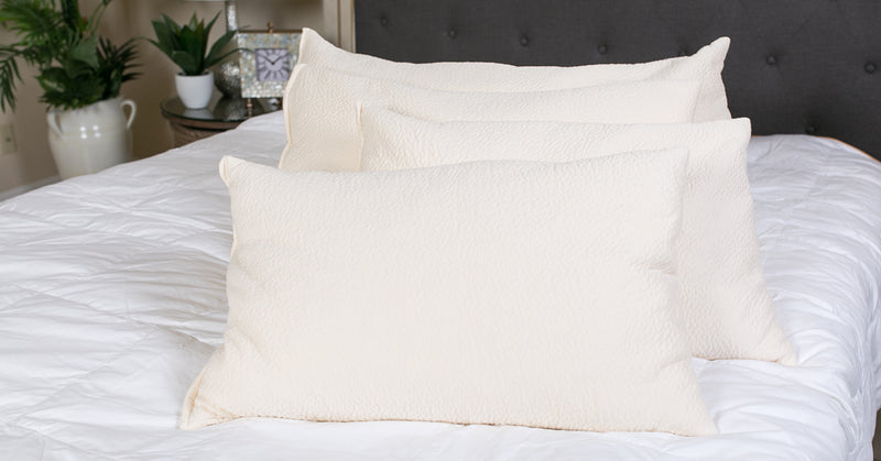 How To Fluff Your Pillow! - Queen Anne Bedroom Company